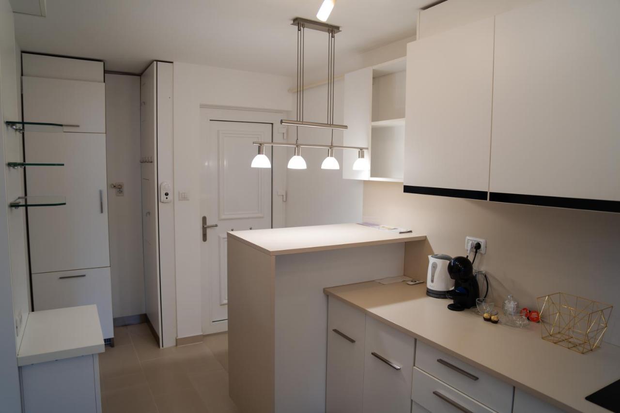 Ultracentral Golden Apartament 1 Suceava Exterior foto